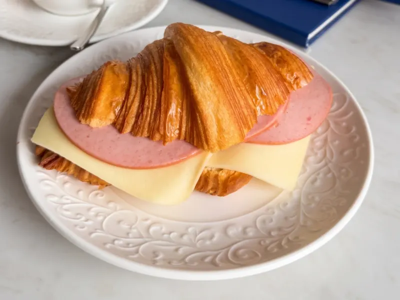 School Croissant